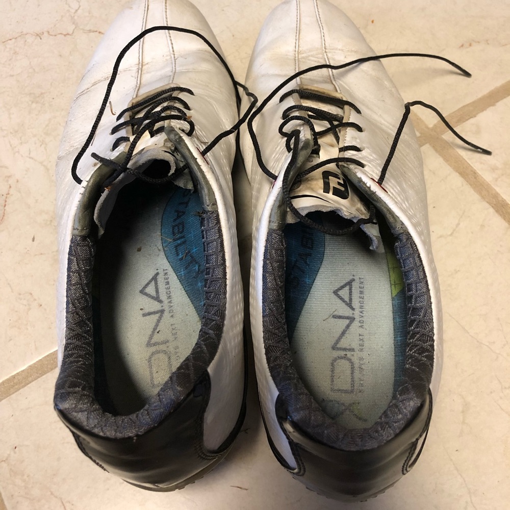 Footjoy men’s golf shoes 🏌️
